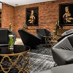Queen Boutique