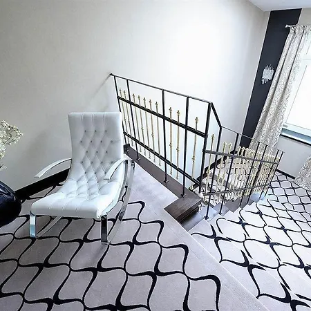 Queen Boutique Отель