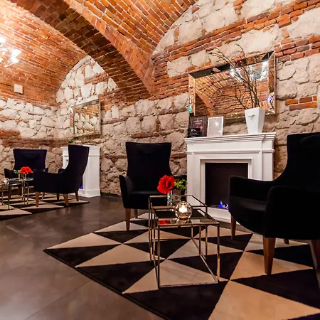 Queen Boutique 4*