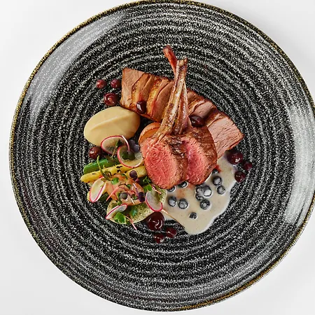 クイーン ブティック クラクフ