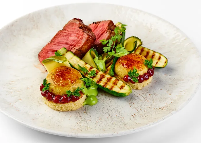 Hotel Queen Boutique 4*