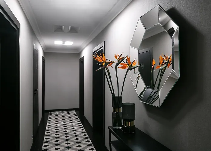 Hotel Queen Boutique 4*