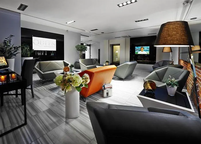 Queen Boutique Hotell 4*
