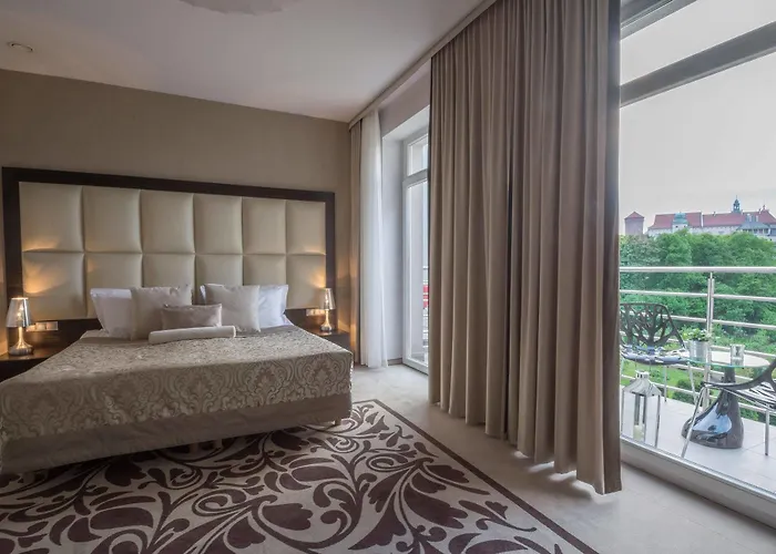 Queen Boutique מלון 4*