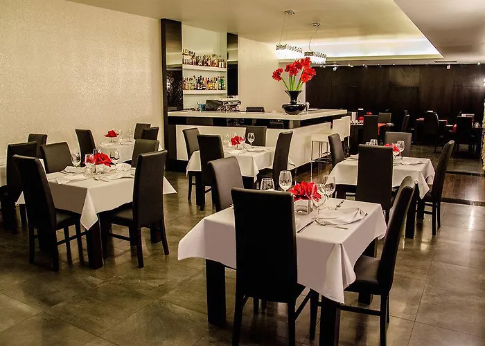 Queen Boutique מלון 4*